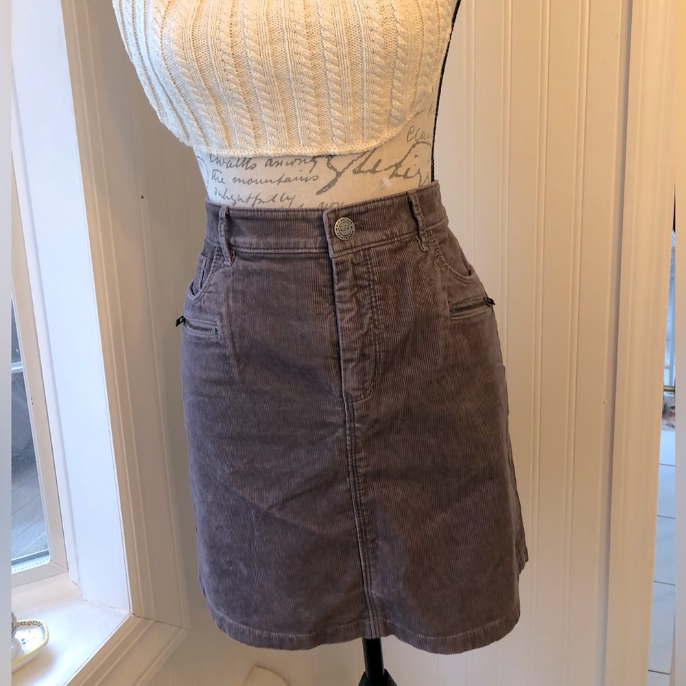 ANN TAYLOR LOFT CORDUROY SKIRT